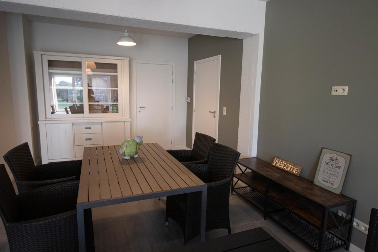 Apartment De Hoog Velden 14