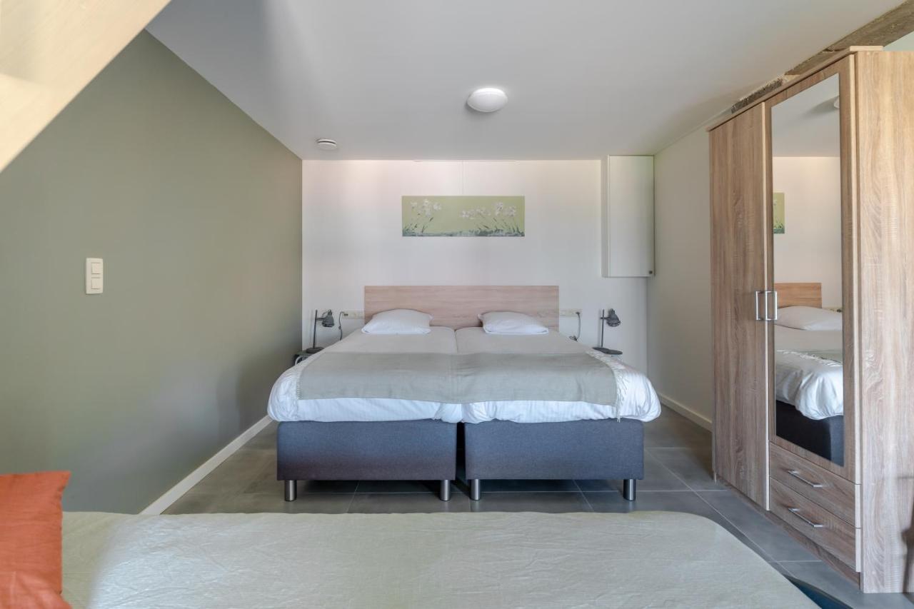 Apartment De Hoog Velden 14 *
