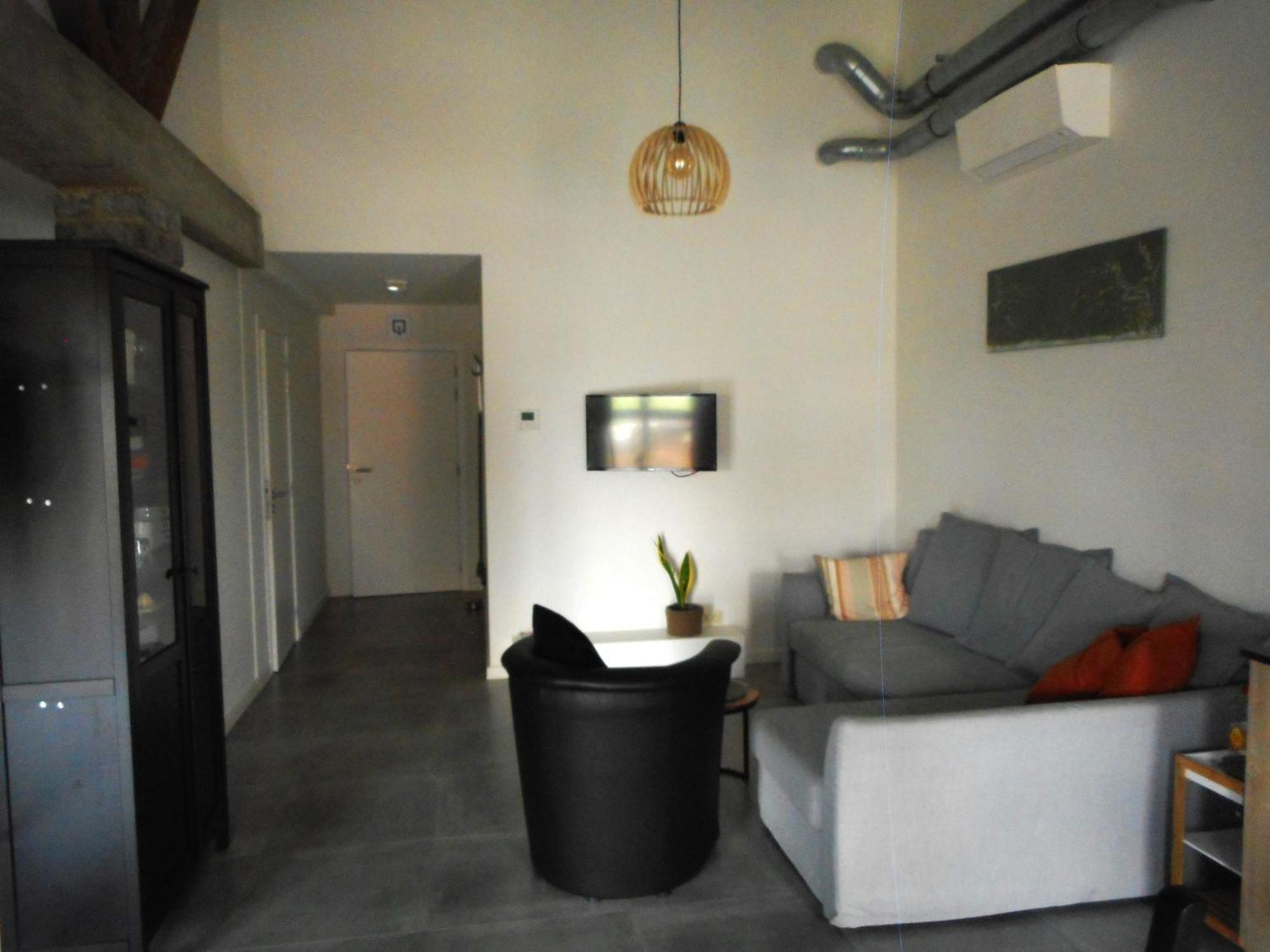 De Hoog Velden 14 Apartment *